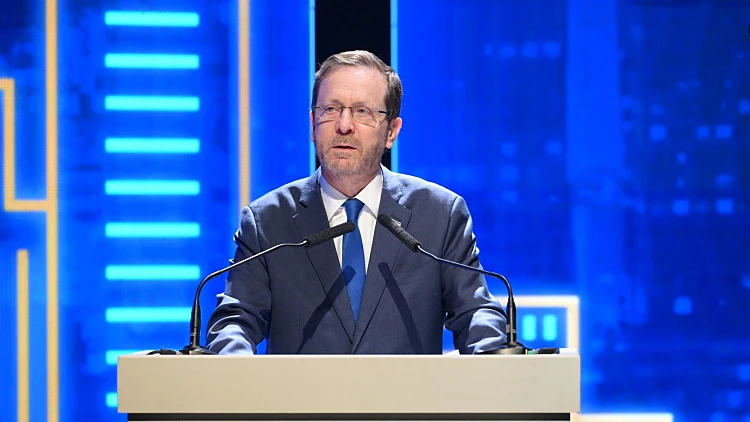 הערב: הנשיא הרצוג יציג את "מתווה העם" לשינויים במערכת המשפט