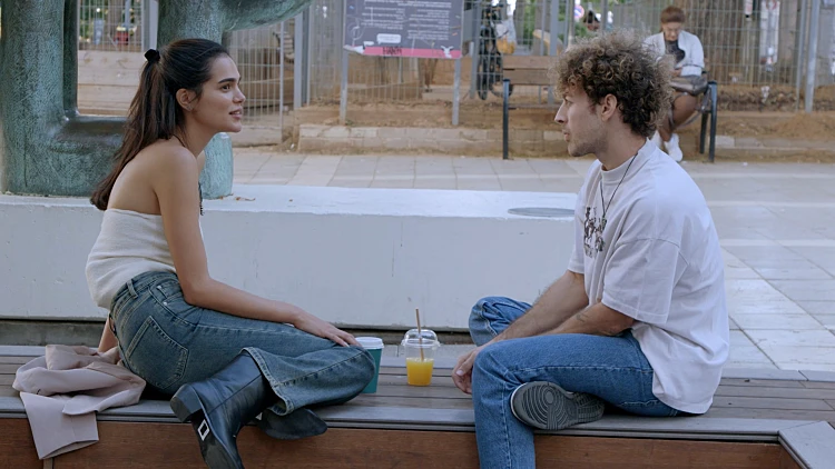 מי משלם בדייט הראשון - ובאיזה שלב לגיטימי להיכנס למיטה?