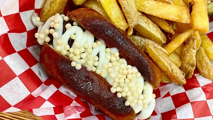 אורבן דוג, נקניקייה