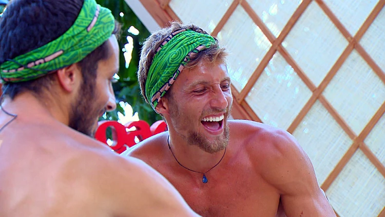 צפו: טל מורד דוהר לגמר הישרדות בחגיגת לואקר מטורפת