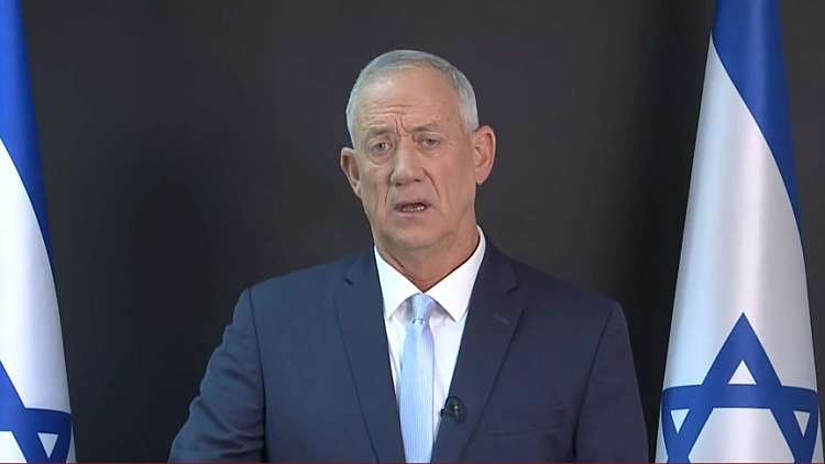 גנץ קרא להחזיר את גלנט: "ניתן גיבוי מלא לכל פעולה אחראית"