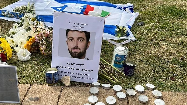 פרחים ונרות בזירה בת"א, המחבל עבד בבתי"ס בקריית אונו: "זו תאונה"