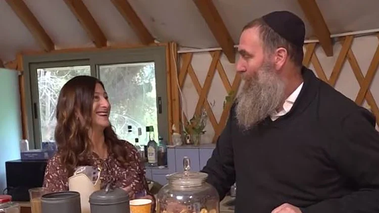 זוגות מעורבים של דתיים וחילונים מסבירים: כך פותרים כל מחלוקת
