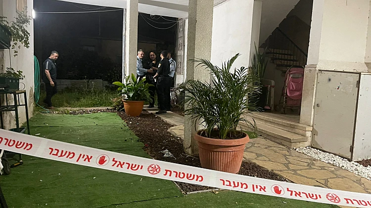 חשד לרצח: בן 22 נורה למוות בדירה בראשון לציון