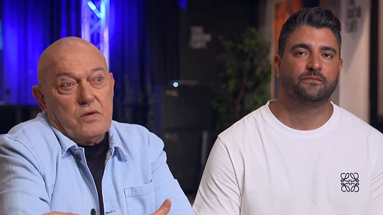 הפגישה הראשונה - והמעגל שנסגר: משה פרץ ושלומי שבת על במה אחת