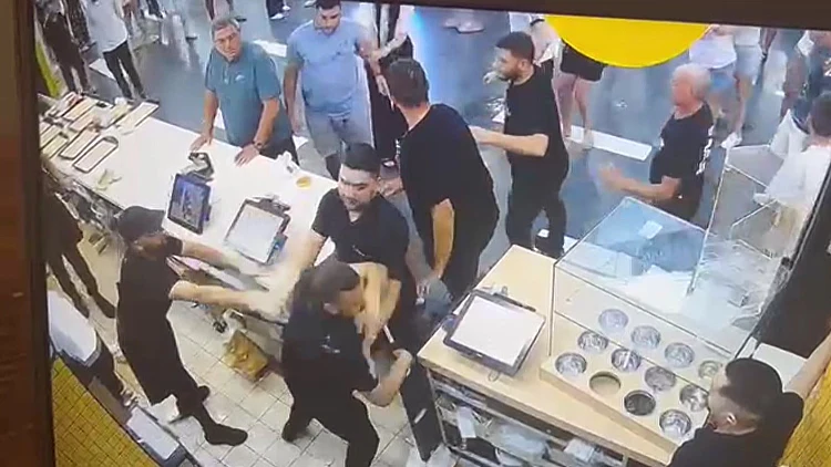 "עקב טעות בהזמנה": הקטטה ההמונית בתור למקדונלד'ס באילת