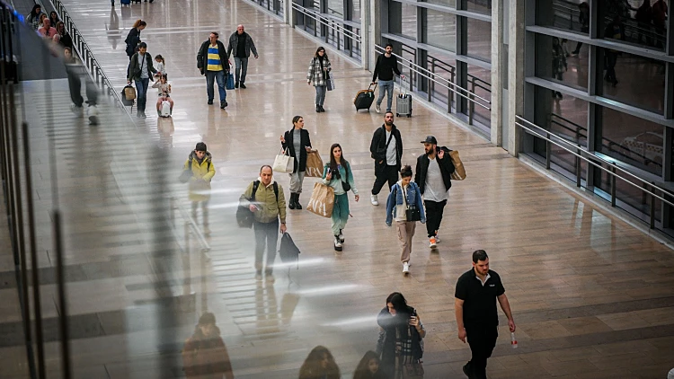 יותר מ-14 ק"ג קטמין: תושב בני ברק נעצר בחשד לניסיון הברחה בנתב"ג