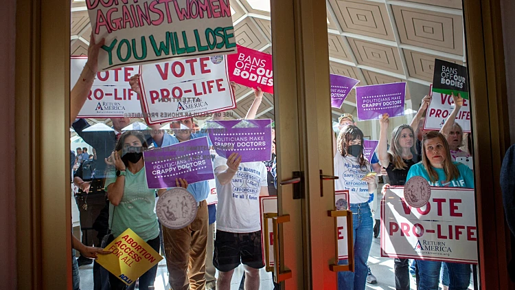 ניצחון לשמרנים בנברסקה: הפלות אסורות מהשבוע ה-12