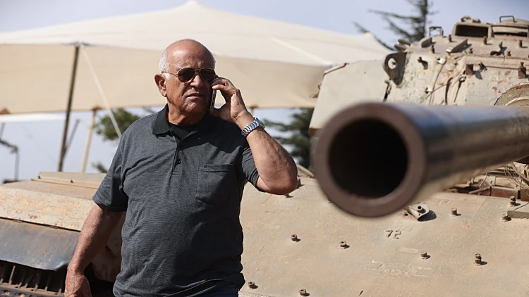 עם הלוחמים שנפצעו במלחמה: גיבור ישראל אביגדור קהלני חוגג 80