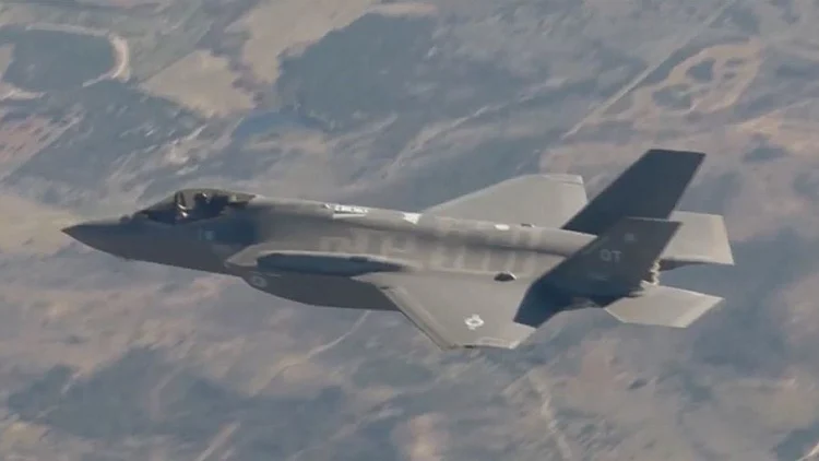 פרויקט מיוחד: האם ישראל מסוגלת לתקוף באיראן?