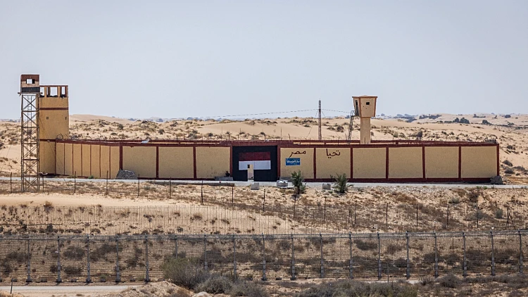 לבד בעמדה, בלי אפוד: השיחה הקשה בין המח"ט ללוחמים בגבול