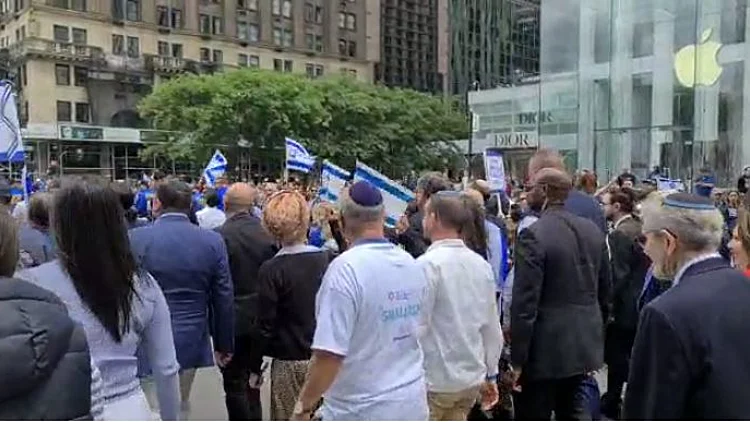 בצל המחאות בארה"ב: השרים התבקשו לא להגיע ל"מצעד ישראל"