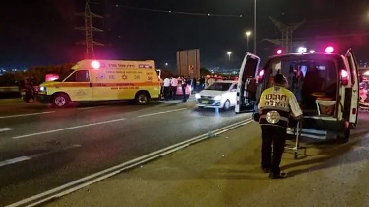 נרצח שישי תוך שעות: גבר כבן 30 נורה למוות ברכבו במחלף קסם