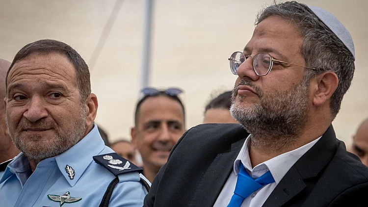 סביבת המפכ"ל נגד בן גביר: "מארב מתוכנן של ילד בכיתה ד'"