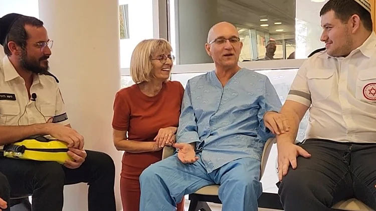 "זכינו באבא מחדש": פליקס חזר לחיים בזכות הדפיברילטור