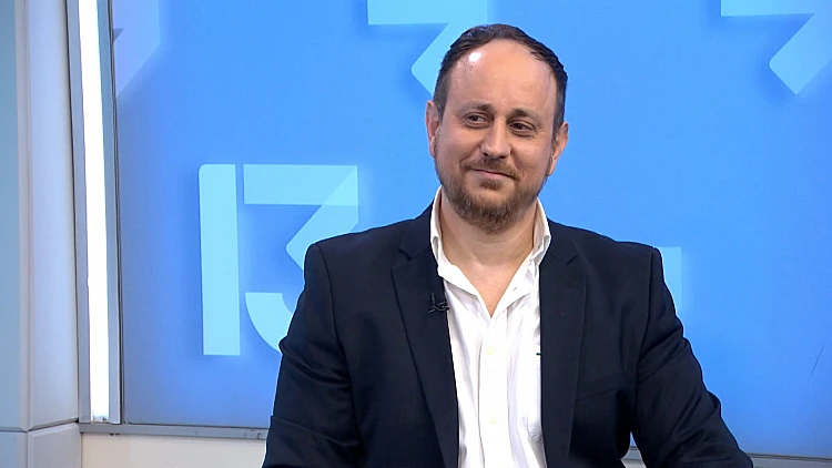 הצצה אל מאחורי דלתות חדר הניתוח של המחלקה האורתופדית