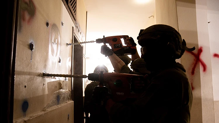 צה"ל הרס את בית אחד המחבלים שהרג את סמ"ר עידו ברוך