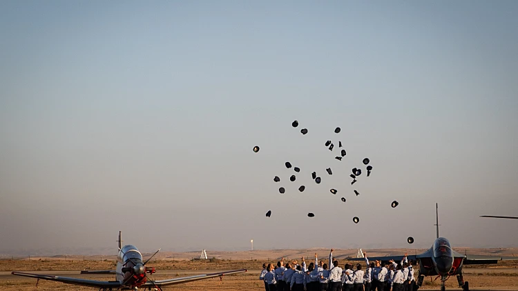 באופן חריג, בגלל אירוע שתיית האלכוהול: אין מצטיין בקורס טיס