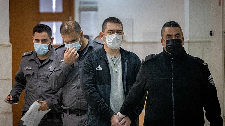 קובי סטרוג מובל מאולם בית המשפט