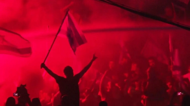 לילה של מחאות: המאבק במהפכה המשפטית חזר לאיילון