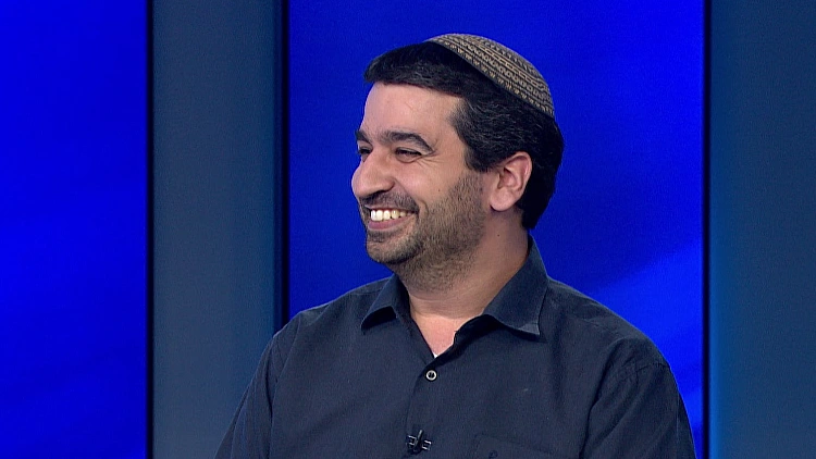 אחרי שנפגש עם 251 נשים - צוריאל התחתן: כמה זה עלה לו?