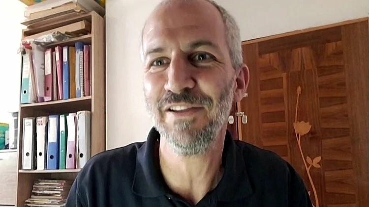 העיתונאי ופעיל הימין ארנון סגל תרם כליה: "התנאי היה - רק ליהודי"