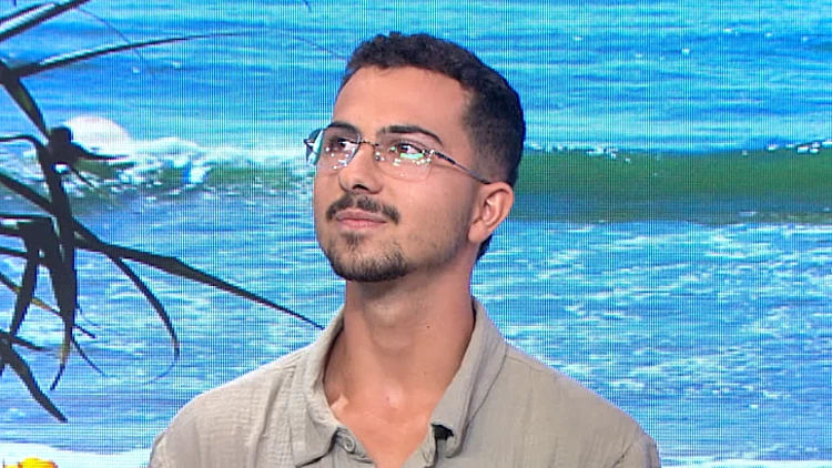 מתנת שחרור: הלוחם שהופיע עם רביד פלוטניק בפארק הירקון | חדשות 13