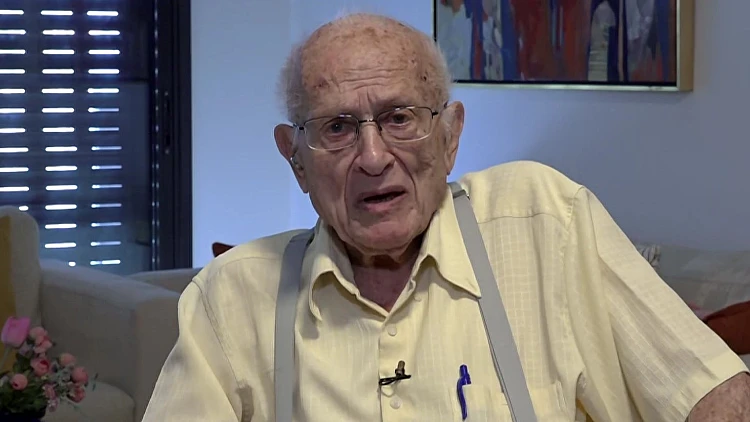 לשמוע ולא להאמין: פעיל הליכוד תקף פעילי מחאה: "הלוואי ועוד 6 מיליון יישרפו"