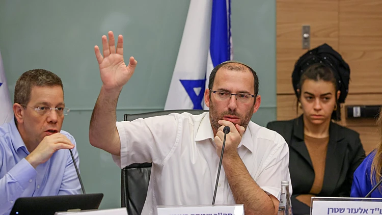 אחרי הסערה: הצעת "חוק הרבנים" יורדת מסדר היום