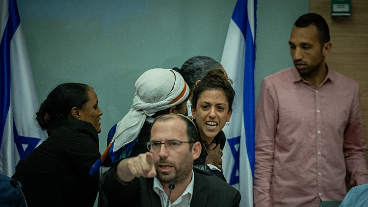 סערה אחרי אישור ביטול עילת הסבירות: "יום עצוב לדמוקרטיה"
