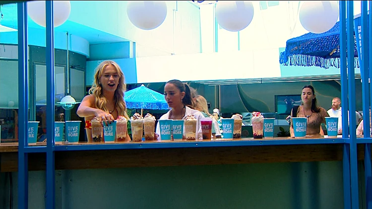 צפו: הדיירים מתפנקים בשייקים הכי מרעניים שיש