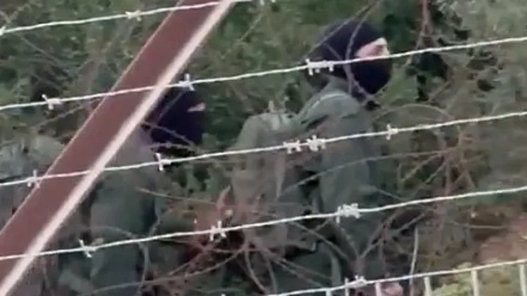 פעילי חיזבאללה חמושים סיירו סמוך לגבול עם ישראל | תיעוד