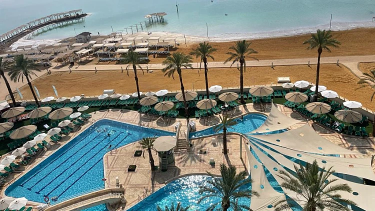 מלון VERT בים המלח