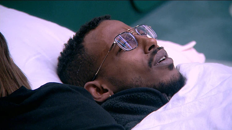 "במקרה את אחת שביטלה שתי חתונות": היחסים בין אברהם לספיר עולים על שרטון?