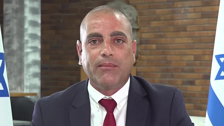 "חובת ההוכחה תהיה על לפיד וגנץ": יו"ר הקואליציה בראיון מיוחד