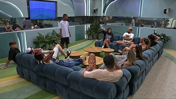 "הגעתם לאח הגדול - הגיע הזמן לפתוח את הפה״