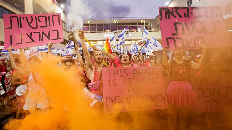 השבת ה-33 ברצף: כ-101 אלף בקפלן, המונים מחו ברחבי הארץ