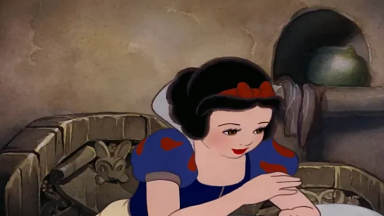 הקרב על שלגיה: הוליווד סוערת סביב הגרסה המחודשת של הסרט