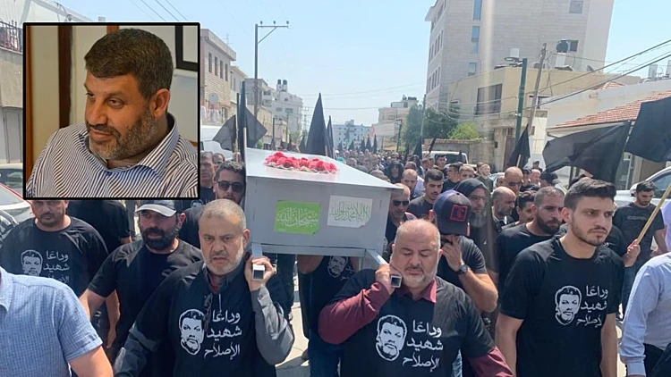 אלפים בהלוויית מנכ"ל העירייה; "אין משילות, יורים באזרחים"