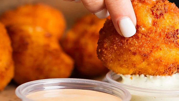 כדורי מק אנד צ'יז מטוגנים, ארנצ'יני מק אנד צ'יז