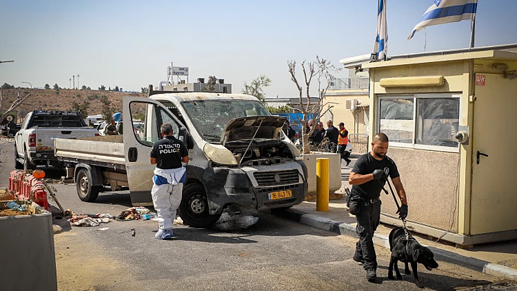 הפנים והשמות: 5 נרצחים ו-34 פצועים בפיגועים תוך חודש