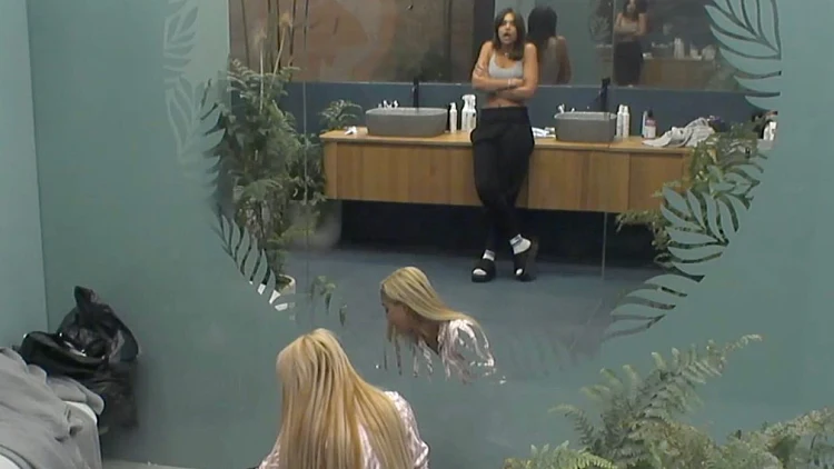 "שישרוף גם לך וגם לספיר": הזוגיות של שי ושניר שוב מוטלת בספק