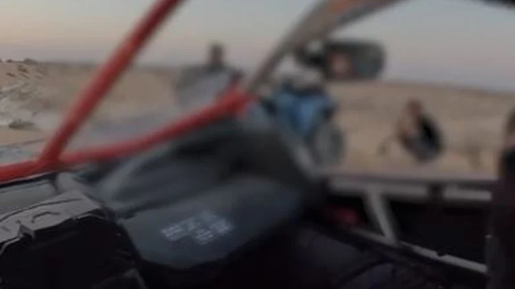 הדרום הפרוע: בן 11 נהג בג'יפ, הוריו נעצרו | תיעוד