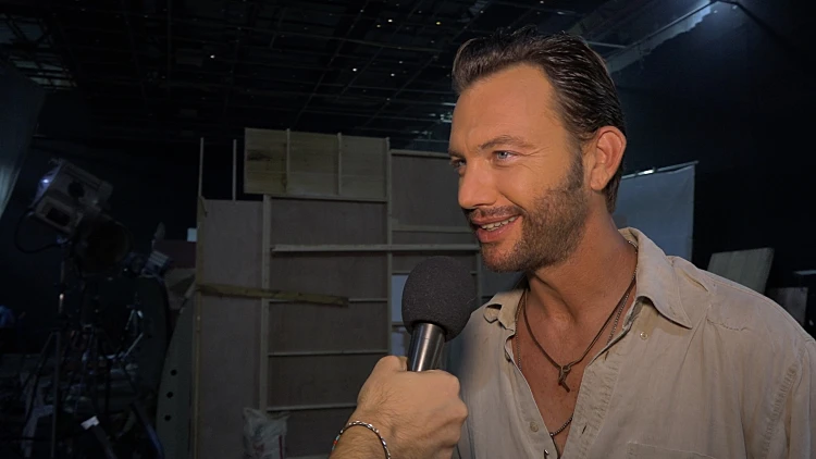 "לא ידעתי שזה יהיה כזה קשה": עוז נזכר בצילומי ''פקין אקספרס''