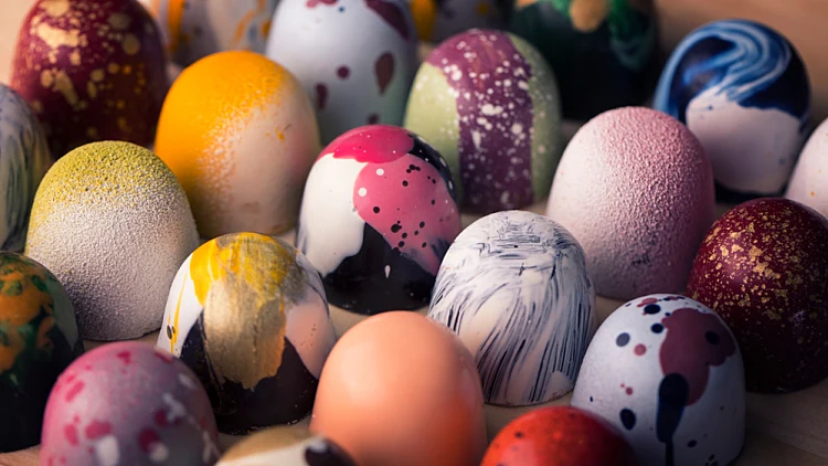 השוקולטיירית שמחברת בין אנשים באמצעות שוקולד