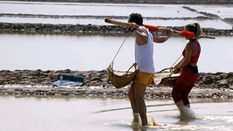 "ממציא את הריאליטי מחדש": צפו בהצצה ראשונה מ"פקין אקספרס"
