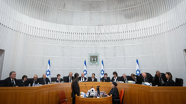 מכה נוספת לקואליציה: בג"ץ דחה את חוק הנבצרות לכנסת הבאה