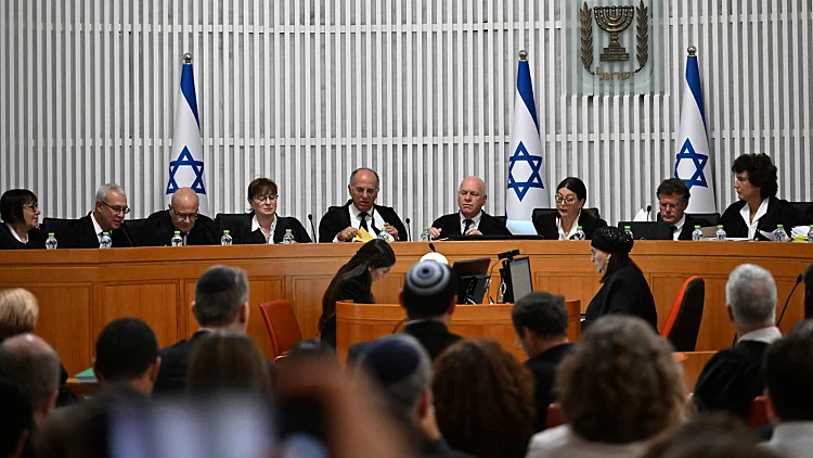 בהרכב של 11 שופטים: בג"ץ ידון בחוק נבצרות רה"מ