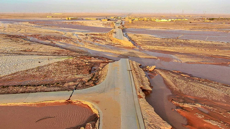 אסון בלוב: כ-3,000 מתים ואלפי נעדרים בשיטפונות קשים