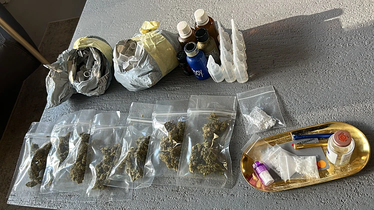 אקסטזי, פטריות - וסם אונס: רופא מת"א נעצר בחשד לייבוא סמים